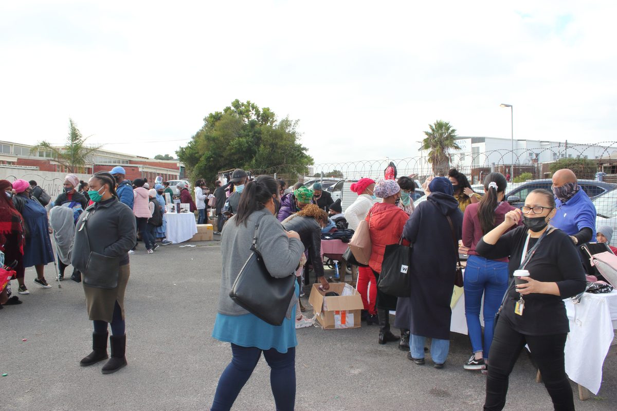 Market day crowds
